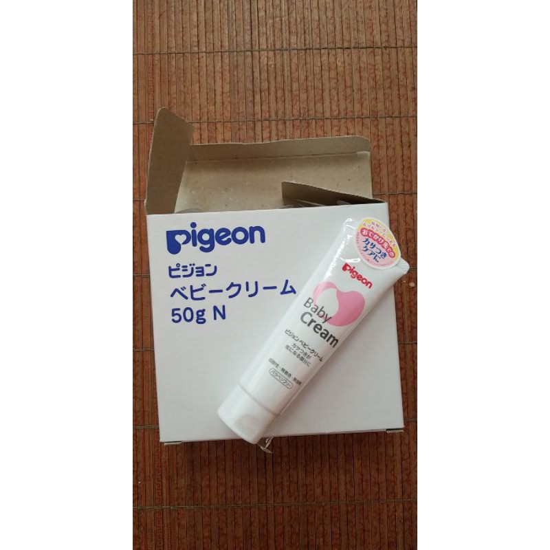 Kem Chống Nẻ, Chống Khô Da, Mẩn Ngứa, Dưỡng Ẩm Pigeon Chính Hãng Cho Bé (Tuýt 50g)