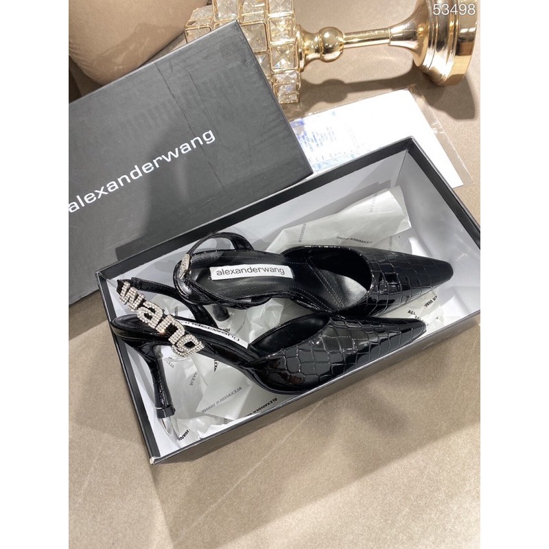 Giày cao gót quai đá chữ wang