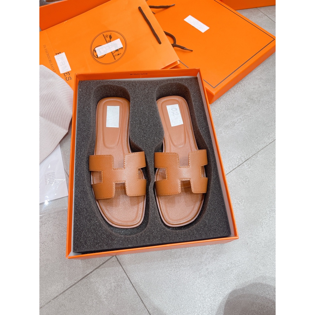 Dép lê nữ Hm full box hàng loại 1  nhiều màu chất liệu da mềm chống trơn trượt kèm ảnh thật H38