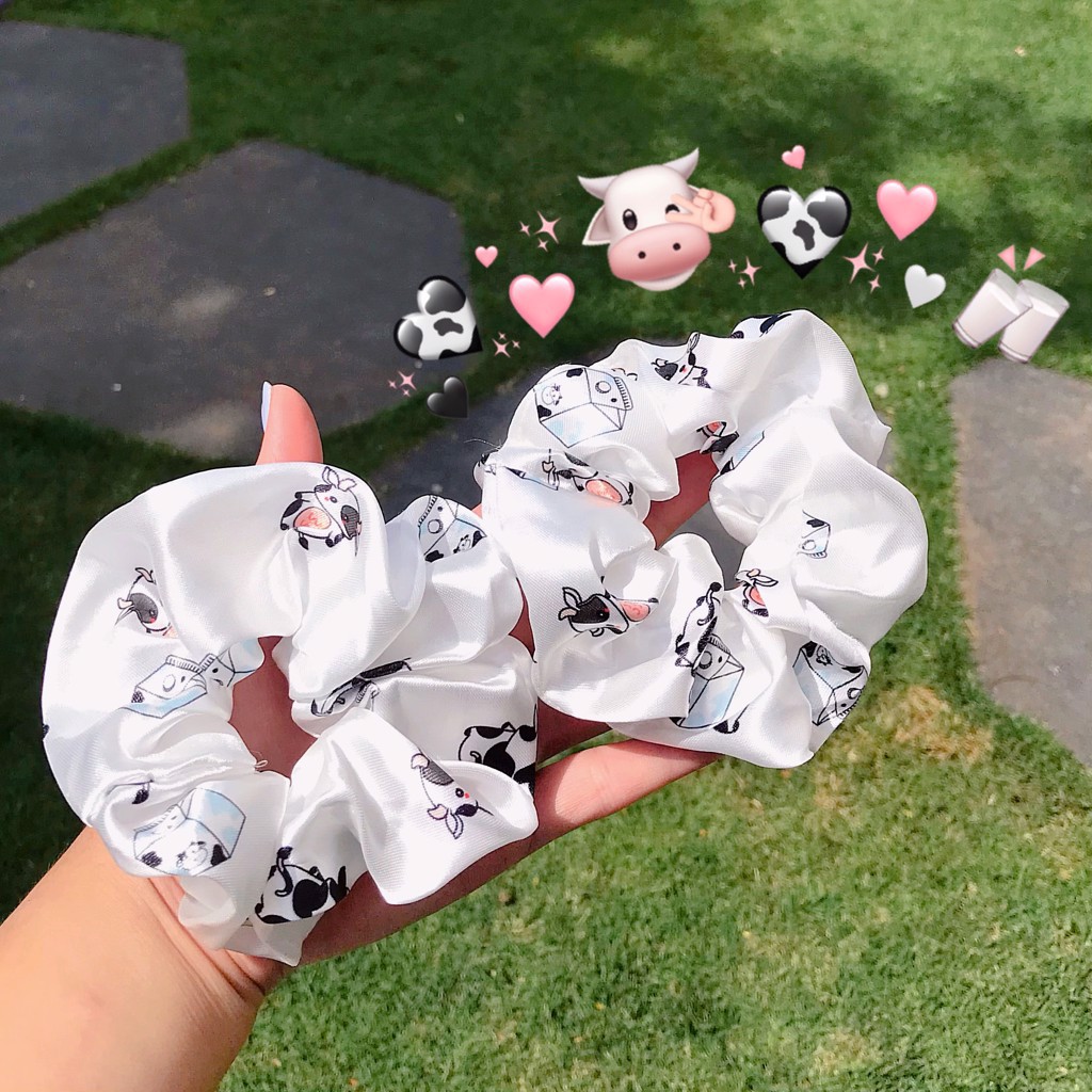 Cột tóc scrunchies bò sữa, cột tóc con vật dễ thương