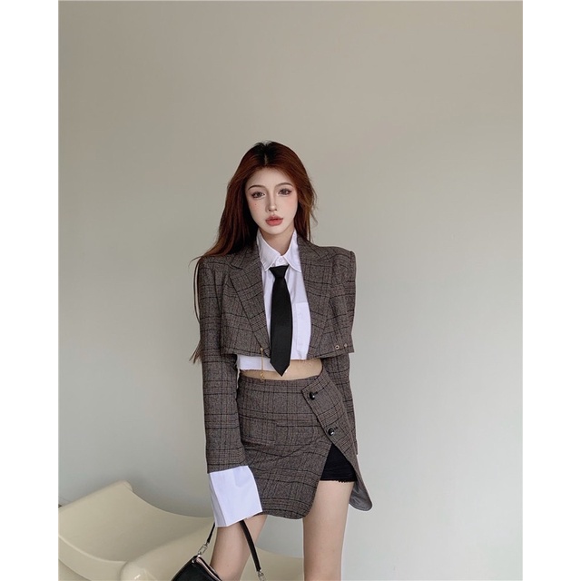 Set áo khoác croptop blazer vest chân váy ngắn xẻ tà cạp cao  cài cúc kẻ caro áo somi sơmi sơ mi croptop kèm carvat