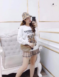 CHÂN VÁY DẠ XOÈ LOGO HÃNG HOT HIT