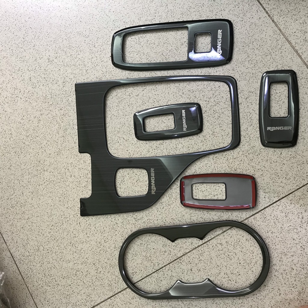 Bộ ốp nội thất vân titan xe Ford Ranger các đời xe 2013 đến 2021 số tự động