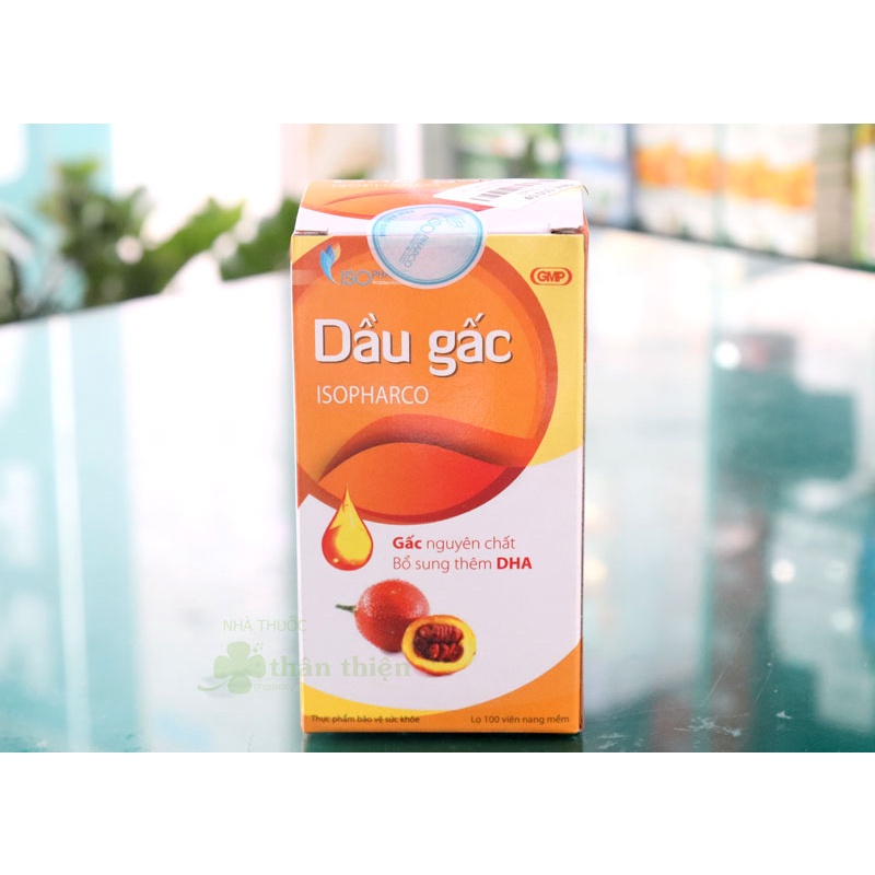Dầu gấc Isopharco - Hỗ trợ giúp sáng mắt, ngăn ngừa lão hóa, nâng cao sức đề kháng, tăng cường thị lực ( Lọ 100 viên)