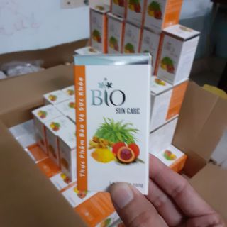 1 hộp viên uống chống nắng Bio Sun Care 60 viên, giá 550.000 đồng, sản phẩm được ưa chuộng trong các spa và VTM.