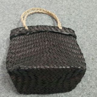 Túi xách tay đan từ cói màu đen mini bé xinh