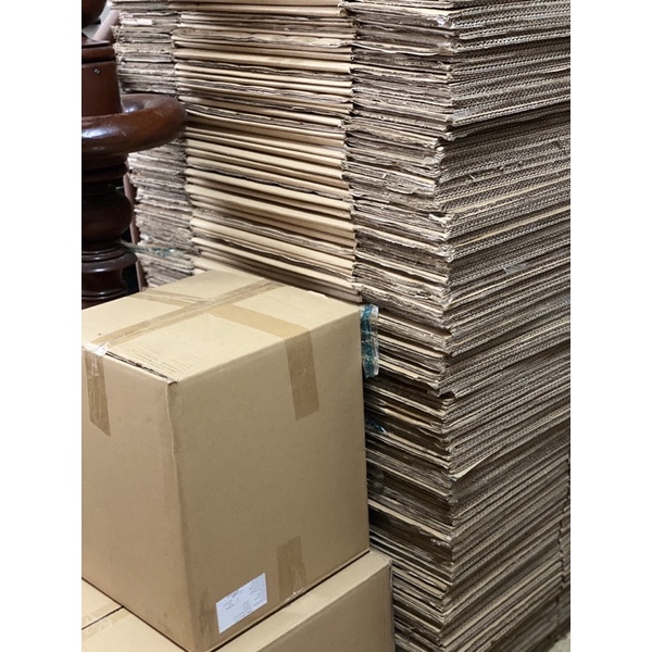 Thùng Carton Cũ 50*43*30cm và 40*34*34cm Dùng Đóng Hàng Chuyển Nhà