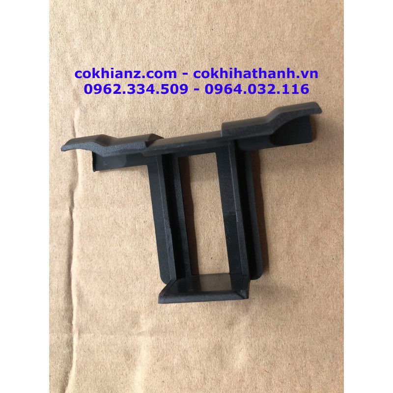 KẸP THOÁT NƯỚC TẤM PIN NĂNG LƯỢNG MẶT TRỜI 40MM