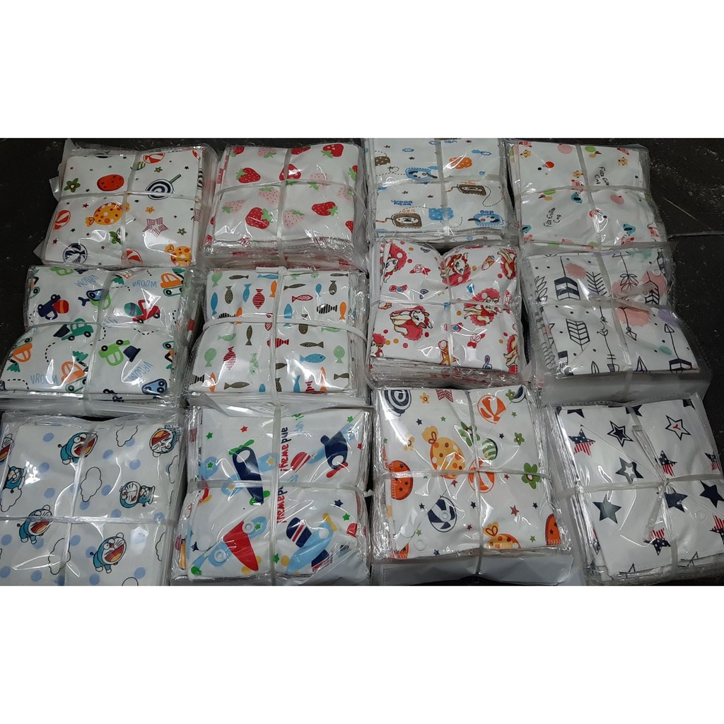 Khăn yếm cotton in hình loại đep