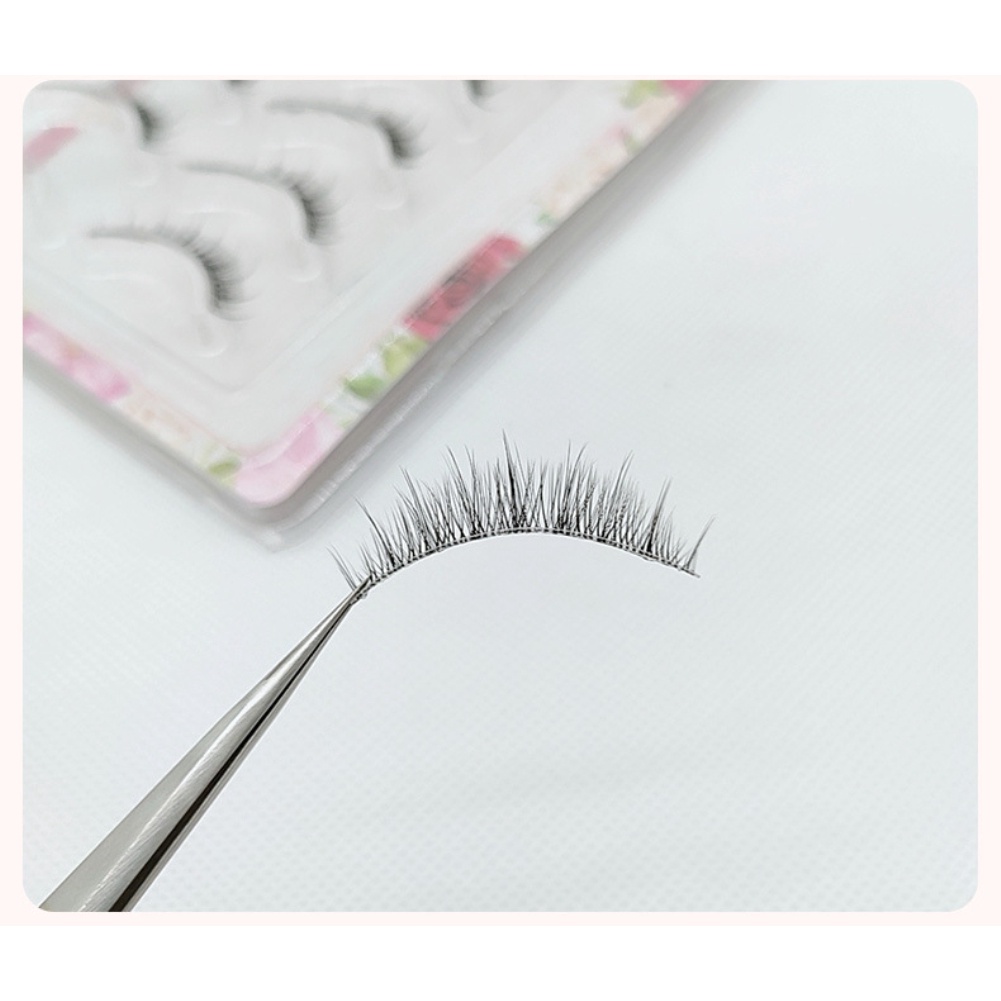 Lông mi giả đầu trong suốt trang điểm tự nhiên
 | BigBuy360 - bigbuy360.vn