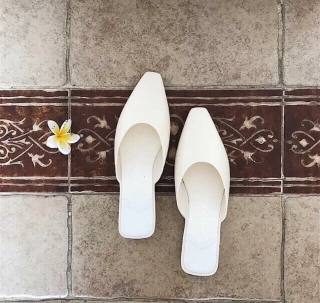 Dép sục nhựa dẻo mules