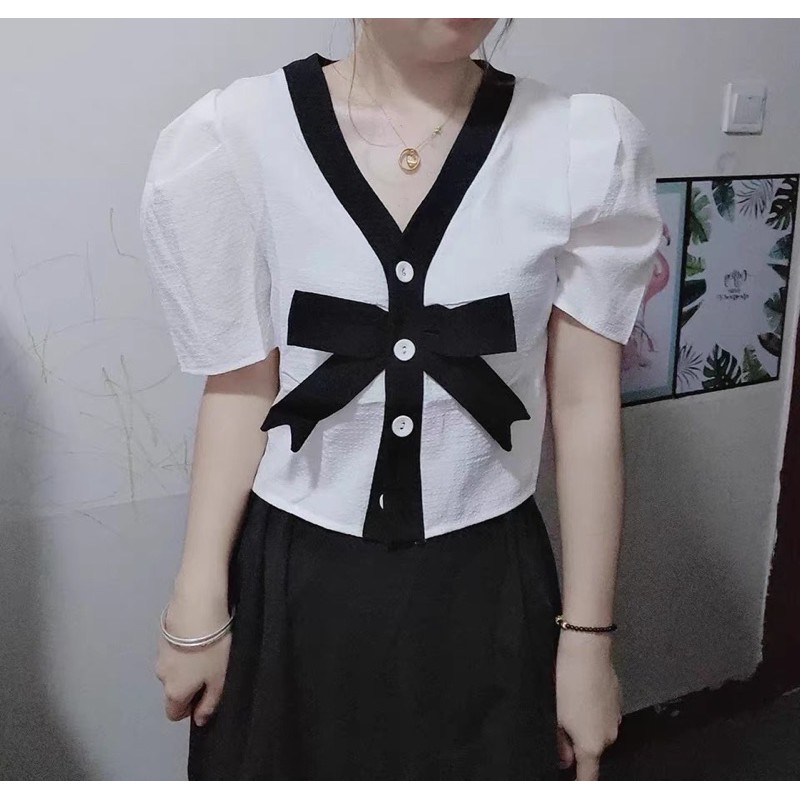 Set trang phục trắng đen váy xoè dài