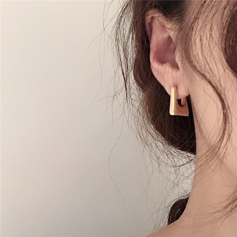 Khuyên tai vàng Seul Sachi Earrings