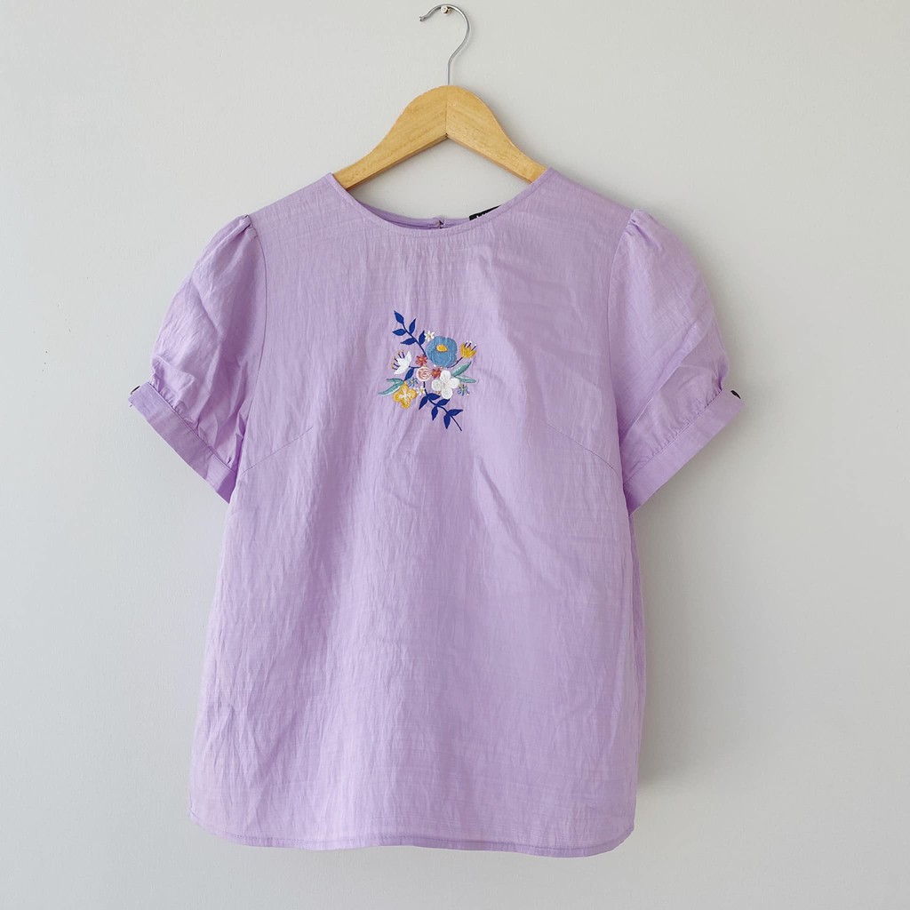 MINX - Áo Thêu Máy Lắc Tay (Embroidery top)