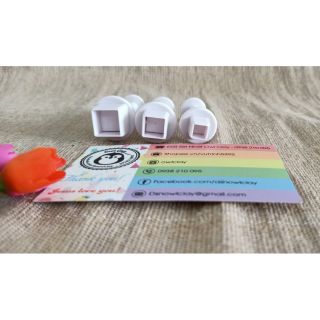 Khuôn nhấn đất sét hình vuông