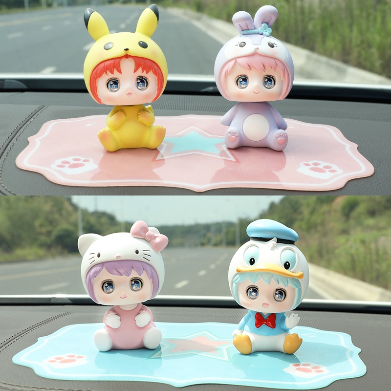 Phụ Kiện Hitechlife Trang Trí Ô Tô Taplo Xe Hơi Decor Bàn Làm Việc Bàn Học Phòng Khách Búp Bê Mắt To Cực Dễ Thương