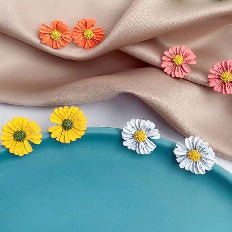 Hoa tai họa tiết hoa cúc dễ thương phong cách Hàn Quốc thời trang bốn mùa dành cho nữ