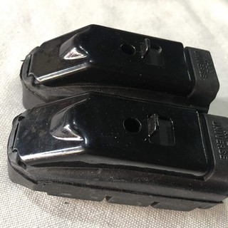 cặp gác chân trước dành cho xe WINNER v1