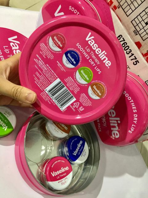 Son dưỡng môi vaseline hộp thiếc