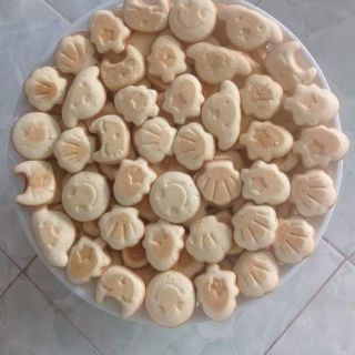 Bánh bông lan hình thú 200k Tham Hong