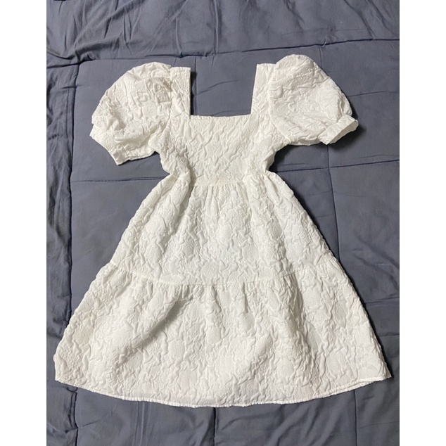 Váy trắng babydoll