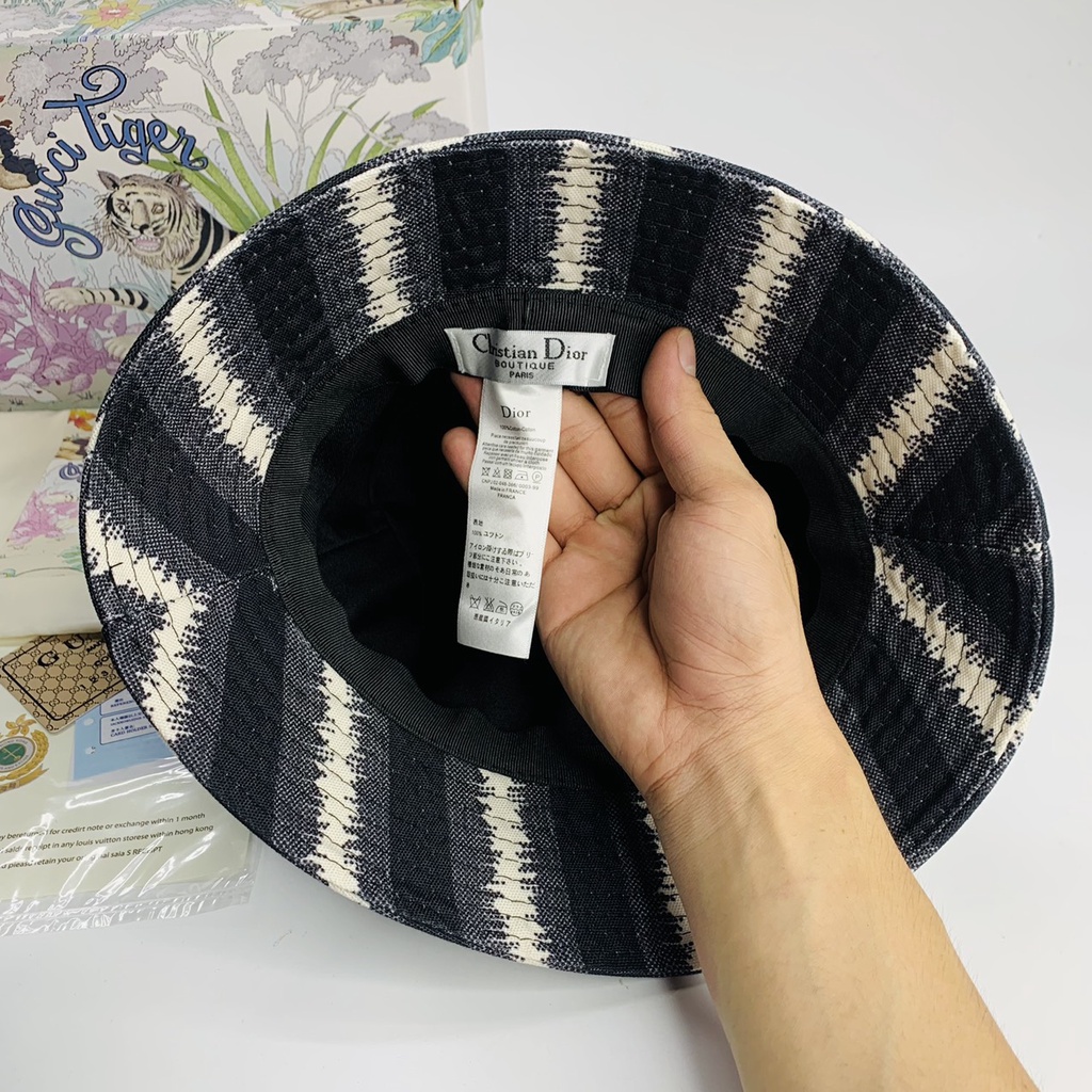 Nón vành tròn , Mũ bucket dio.r vân chìm sọc họa tiết full box hộp cực đẹp