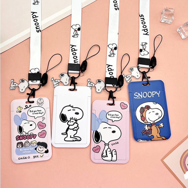 Vỏ Bọc Thẻ Học Sinh In Hình Chú Chó Snoopy Dễ Thương