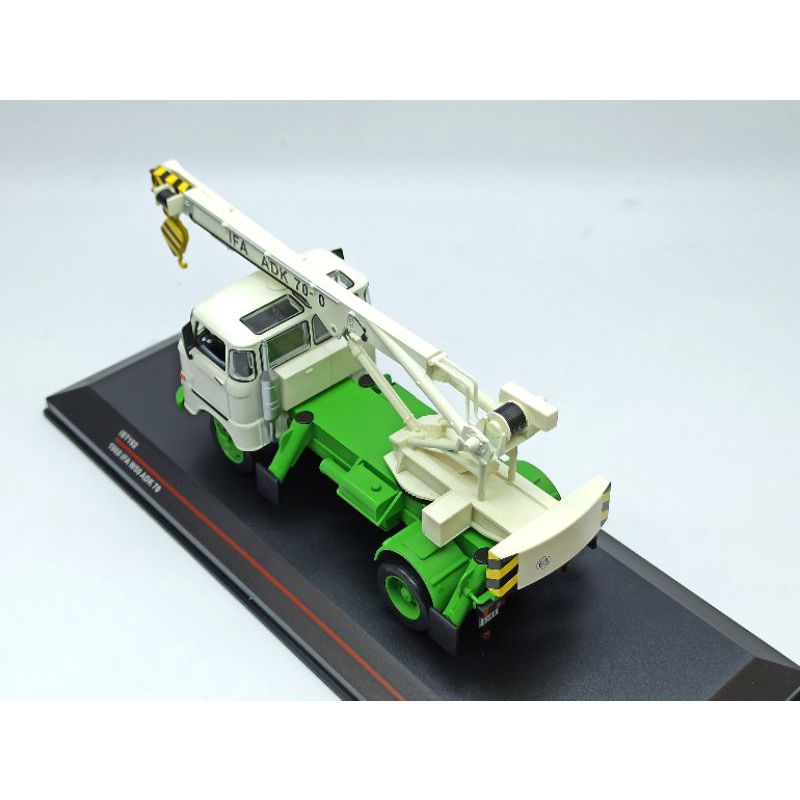 Mô hình xe IFA W50L ADK70