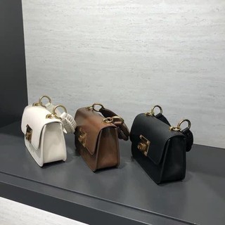Túi xách nữ size 18.