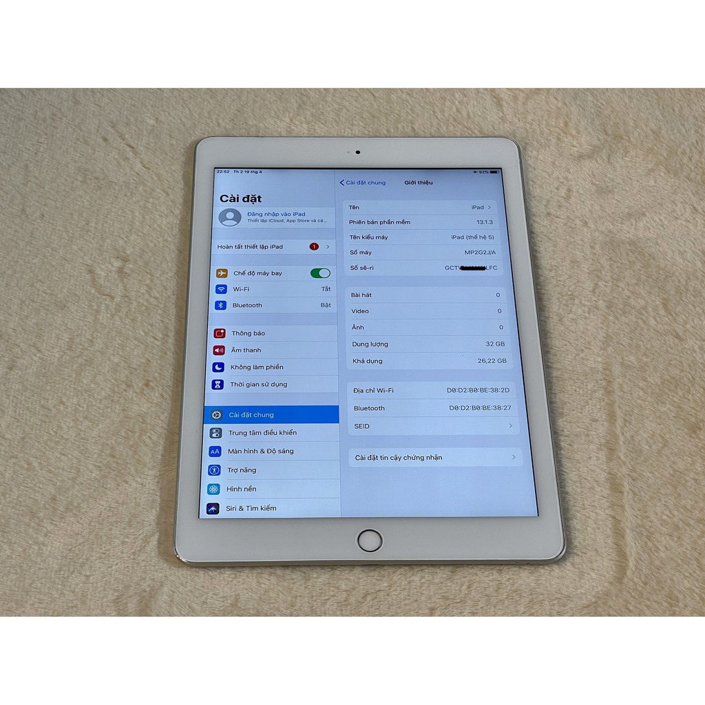 Máy tính bảng Apple iPad gen 5 dung lượng 32GB bản WIFI