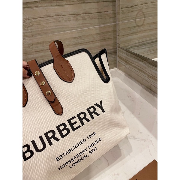 Túi xách nữ Burberry- cao cấp chuẩn Au nhập khẩu new fullbox