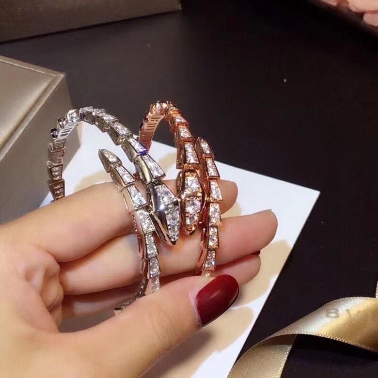 Vòng Tay Inox Hình Rắn Đính Kim Cương Giả Thời Trang Cho Cặp Đôi