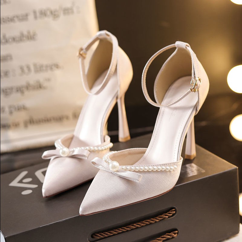 ❀French pearl small high-heeled shoes design sense of niche temperament dress annual meeting single female stiletto buckle fragrance