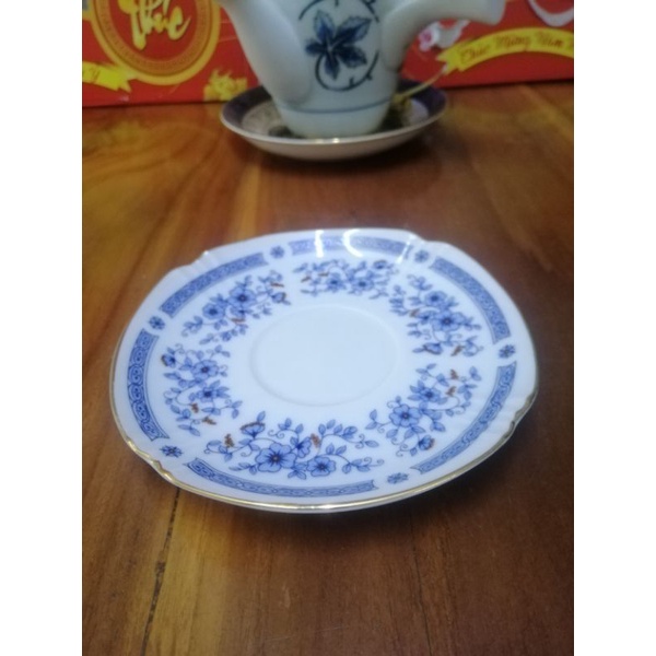 Dĩa sứ Nhật mẫu đẹp hoa văn.