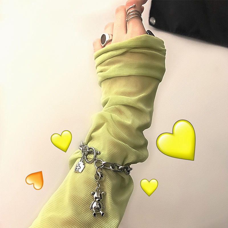 Vòng Tay Hợp Kim Hình Gấu Xinh Xắn