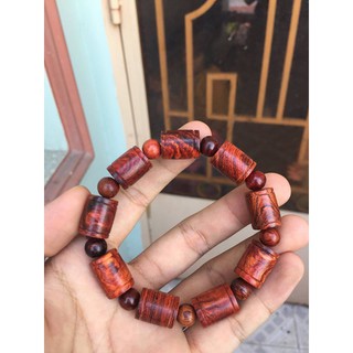 Vòng Gỗ Sưa Lào