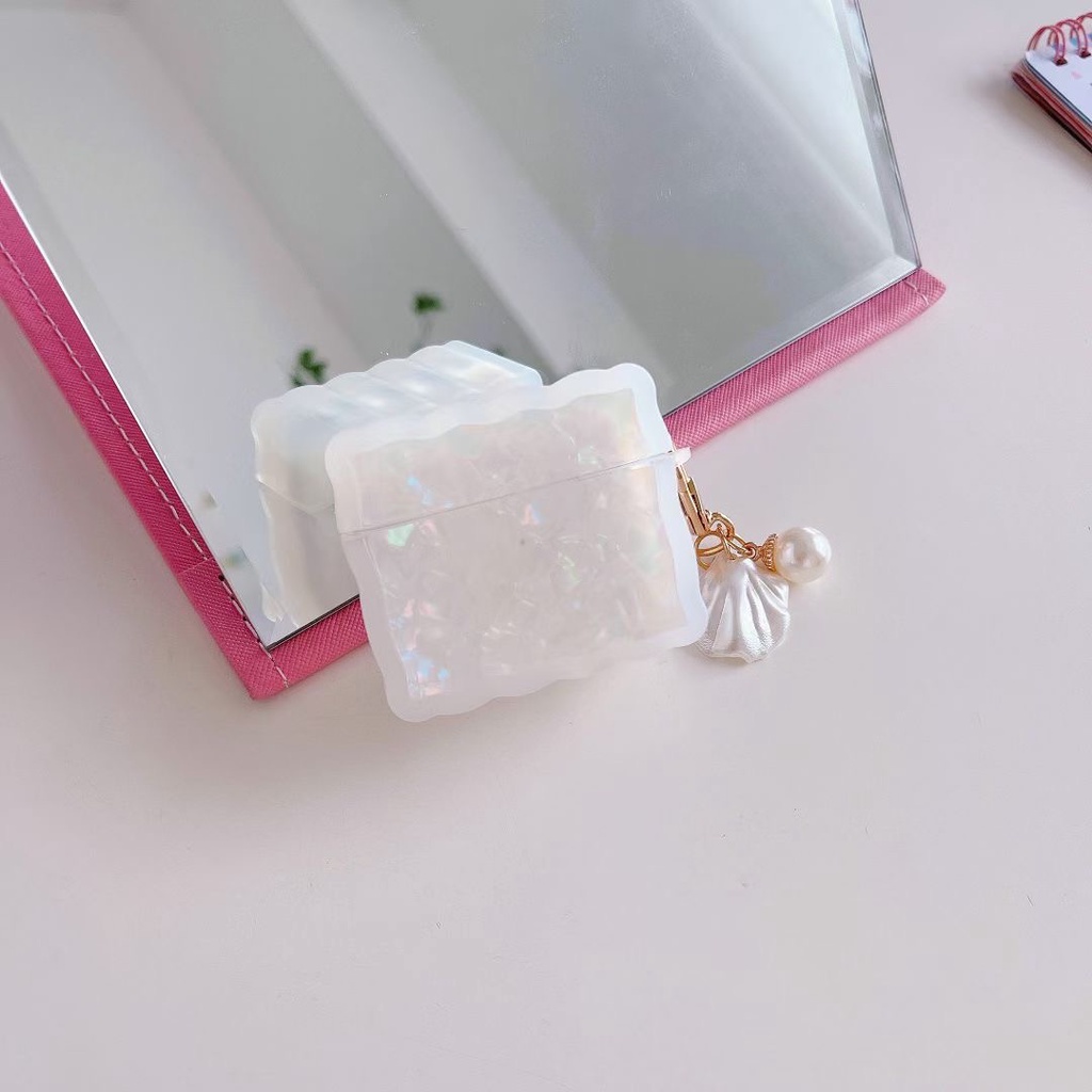 Vỏ Bảo Vệ Hộp Sạc Tai Nghe Bluetooth airpods 1 2 3 pro Bằng tpu Họa Tiết Hoạt Hình Dễ Thương Kèm Dây Đeo Tiện Dụng