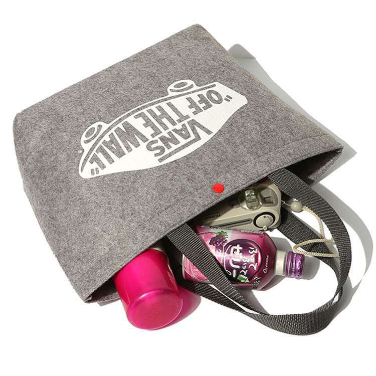【FDM】Hàng có sẵn Túi tote len VANS OFF THE WALL