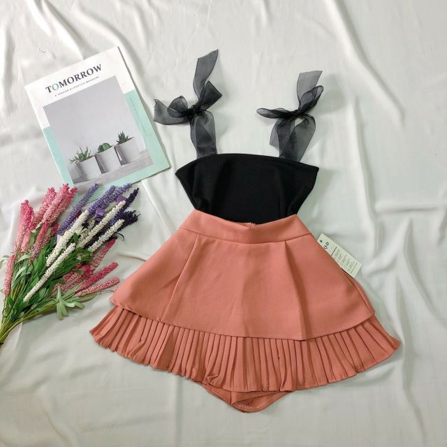 Sét chân váy và áo ruy băng phối xinh xắn🤩