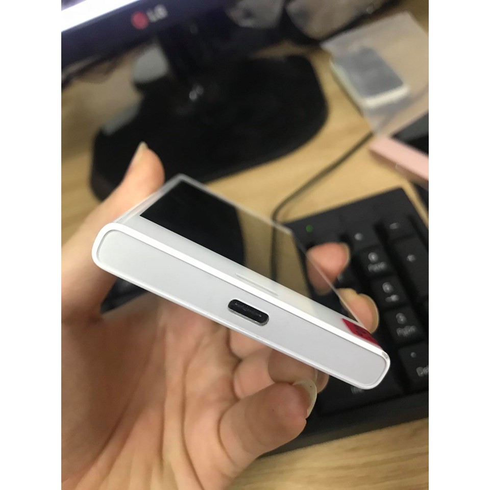 Điện thoại Sony X Compact hàng Nhật mới 99% | BigBuy360 - bigbuy360.vn