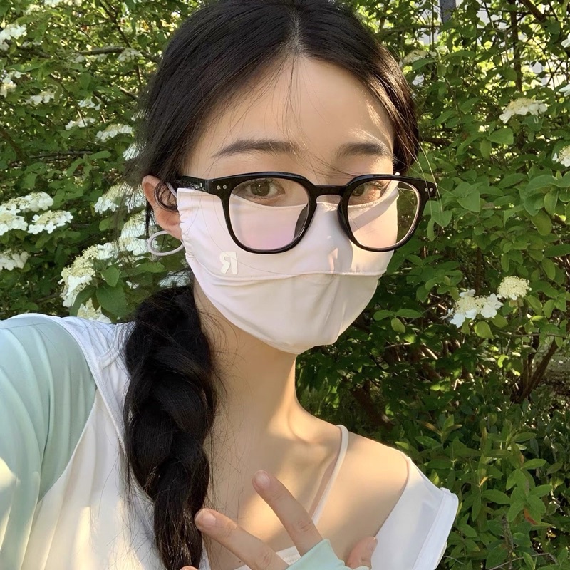 Kính mắt nữ nhiều màu kính hai chấm giá rẻ tạo hiệu ứng má hồng dễ thương hai màu trong suốt gọng đen 2022