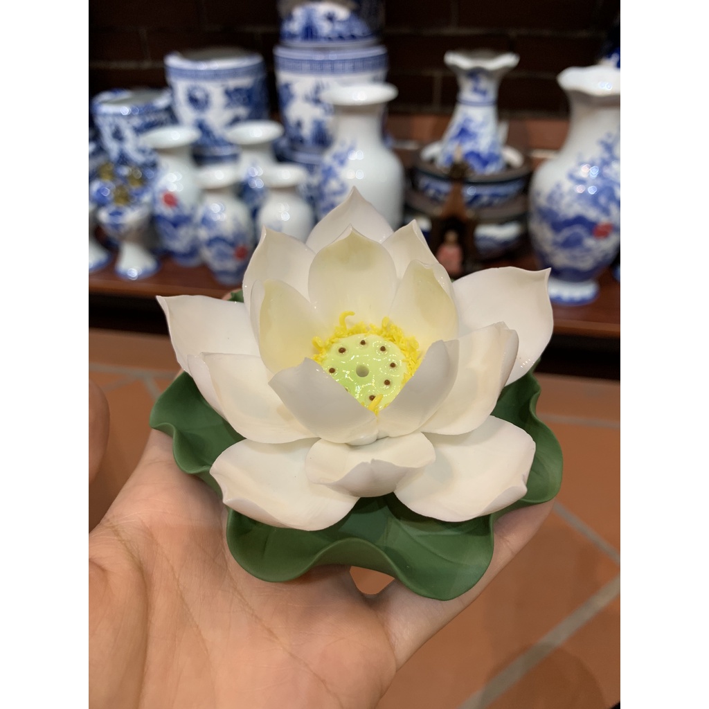 Hoa sen sứ, Hoa thả bát Minh Đường Tụ Thủy, HOA SEN SỨ CÓ LỖ CẮM TRẦM - NHANG
