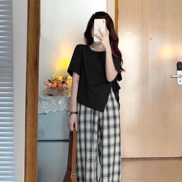 Set Áo Thun Ngắn Tay + Quần Dài Sọc Caro Thời Trang Mới Cho Nữ