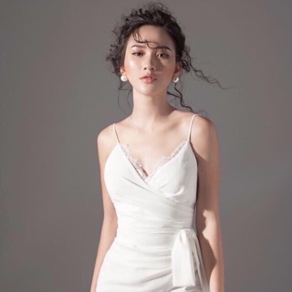 Minniemax Dress - Đầm ôm body xẻ ngực - Đầm hai dây - Đầm ôm phối nơ