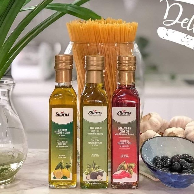 Dầu Olive Nguyên Chất (Extra Virgin) Vị Nấm Truffle 250ml - thương hiệu Silarus nhập khẩu từ Ý