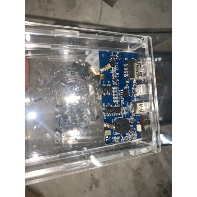 Box sạc dự phòng Mica Type-C loại tốt