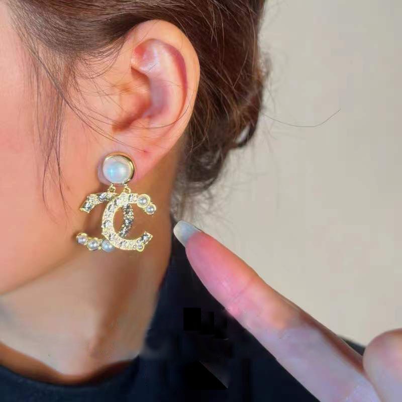 2022 Bông Tai Ngọc Trai Giả Hình Chữ C Sang Trọng Quý Phái Cho Nữ