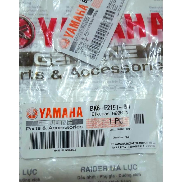 Cao su gắp R15v3 MT15 XSR155 chính hãng Yamaha nhập khẩu Indonesia