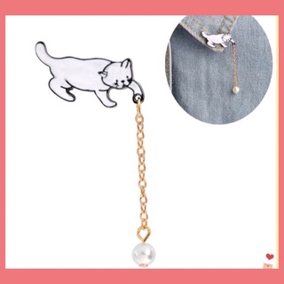 Pin huy hiệu cài áo cài balo hình mèo chơi bóng