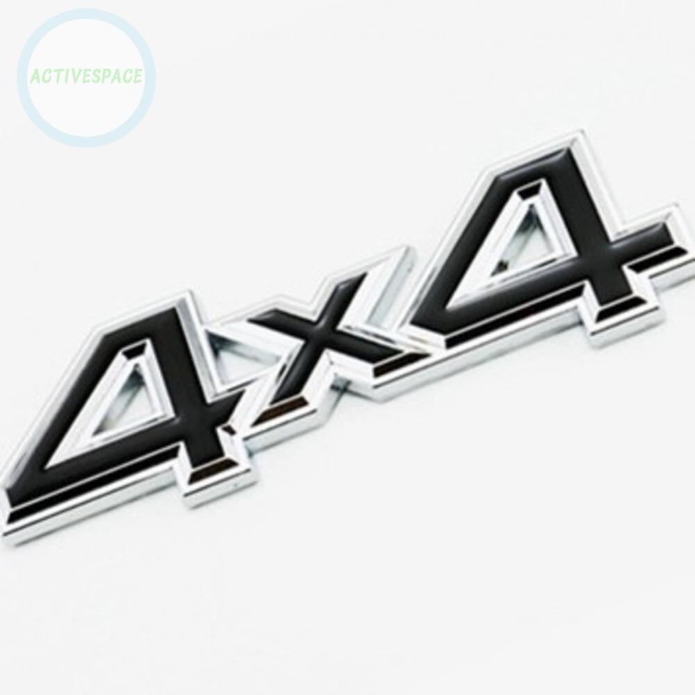 1 logo 4X4 bằng nhựa cho xe hơi 3D